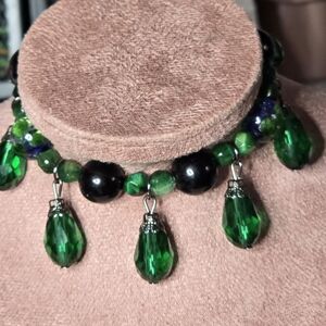 Green Faceted Teardrop Bead Bracelet